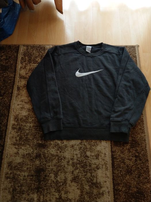 vintage bluza crewneck mlodziezowa nike cetral haft logo(unisex)
