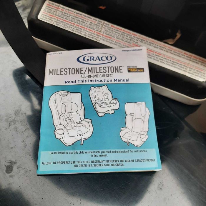 Автокрісло дитяче Graco Milestone