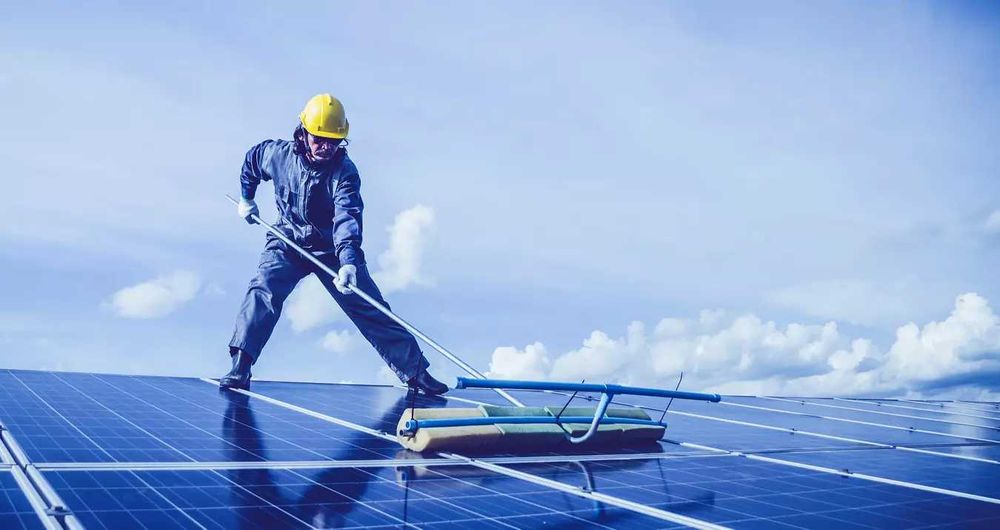 Czyszczenie, mycie elewacji, kostki brukowej, dachów