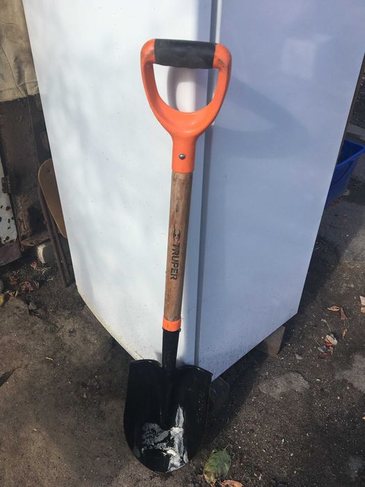 Продам два метолоискатели скуб лопату