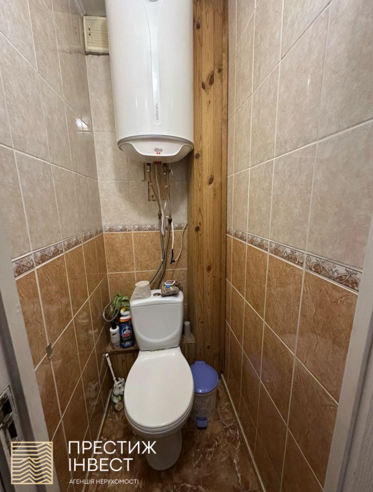 Продаж 3 кімнатної квартири на початку міста