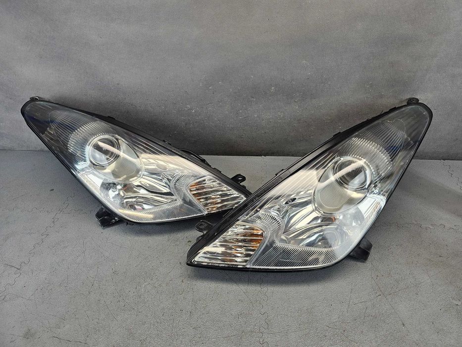 Toyota Celica VII 7 Lampy Przód Przednie Europa Lewa + Prawa IGŁA