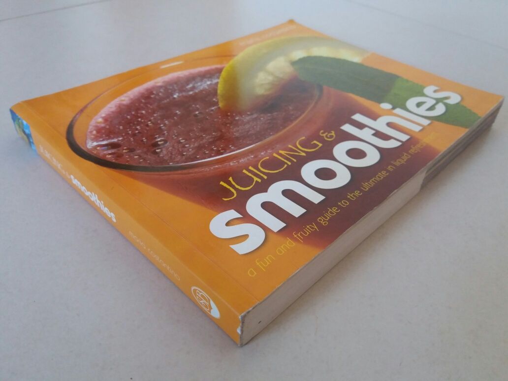 Livro: Juicing & Smoothies de Maria Constatino