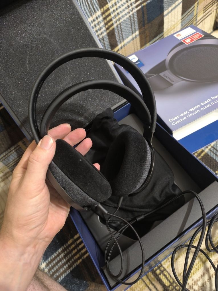 Наушники студийные Philips Fidelio X3