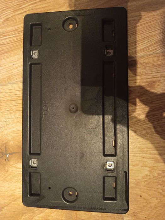 AUDI A4 S4 8W Podkładka Tablicy Rejestracyjnej Tył USA 8W58_27113