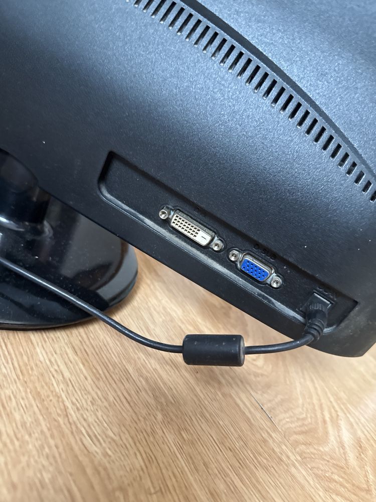 Monitor philips 19 cali Led