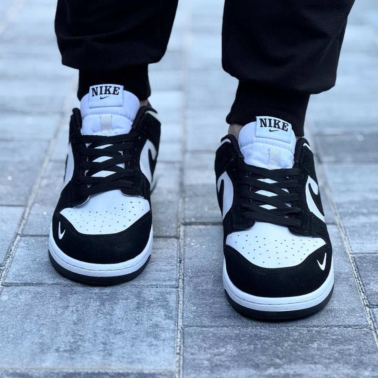 Для тих хто любе класику Кросівки чоловічі найк Nike Air Force  0732