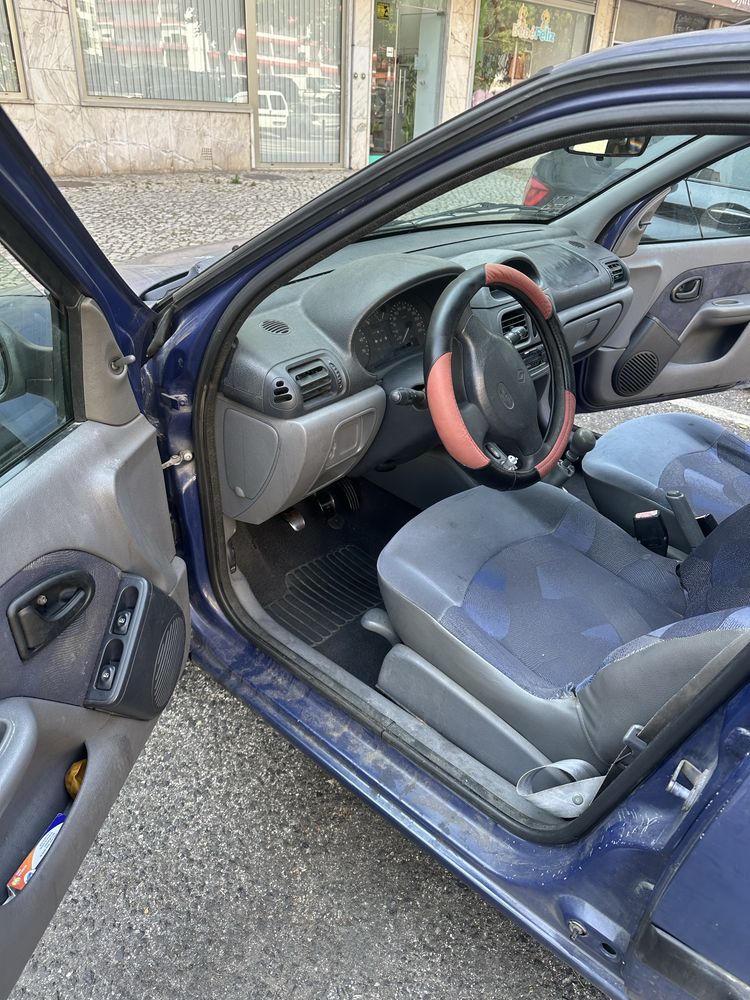 Renault Clio 1.2