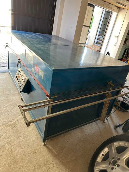 Вакуумний прес для ламінування фасадів