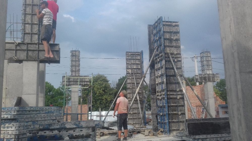 Фундамент,басейн, колони бетонні (монолітні) перекриття,підпірні стіни