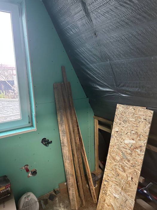 Продам трикутник новобудова