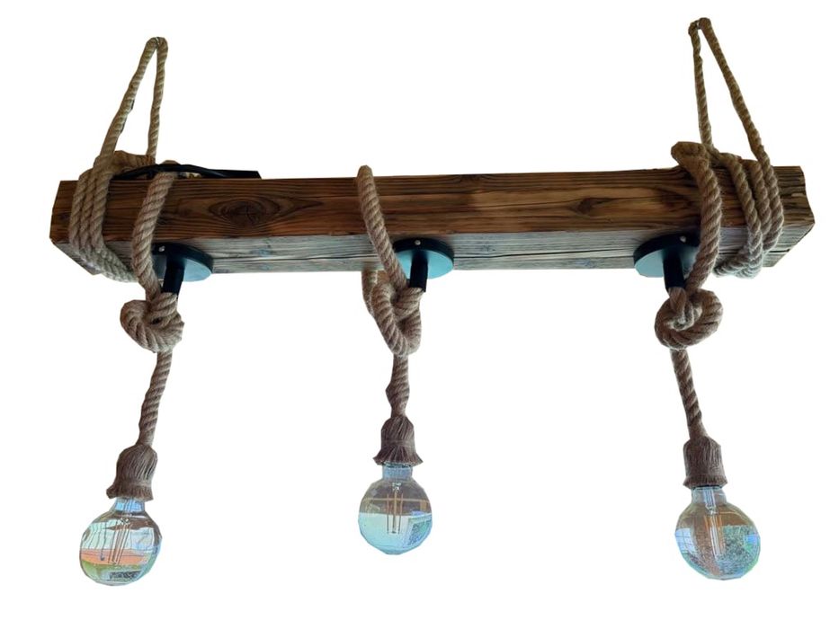 Lampa rustykalna z belki