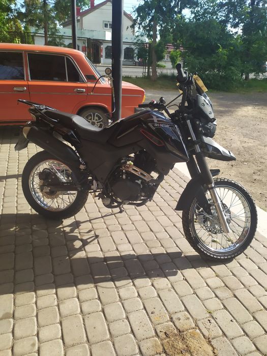 Продам шенерай 200