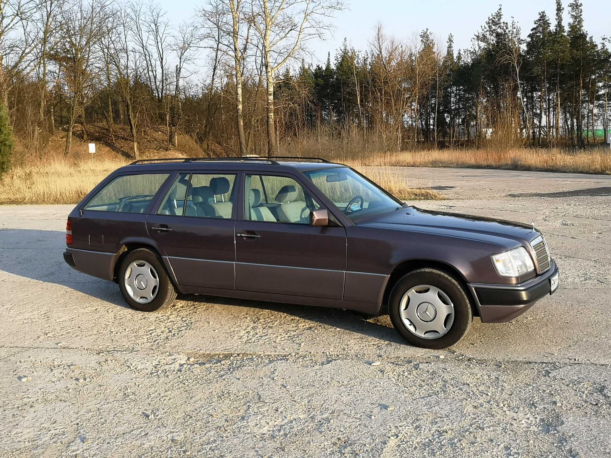 Mercedes-Benz W124