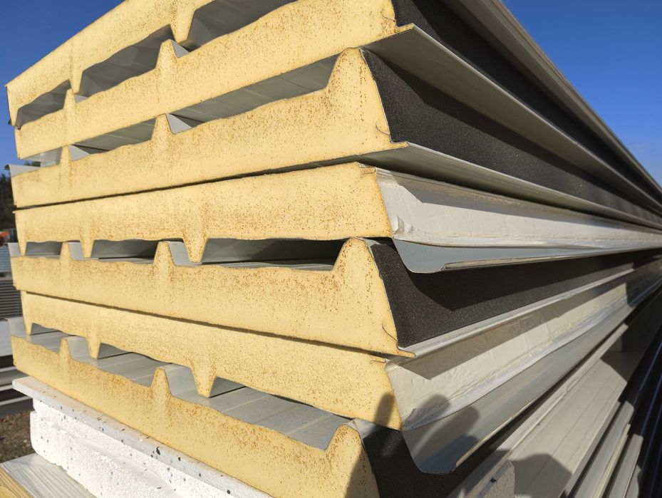 Tanie płyty warstwowe / Izolacyjne / PIR PUR WEŁNA / Transport