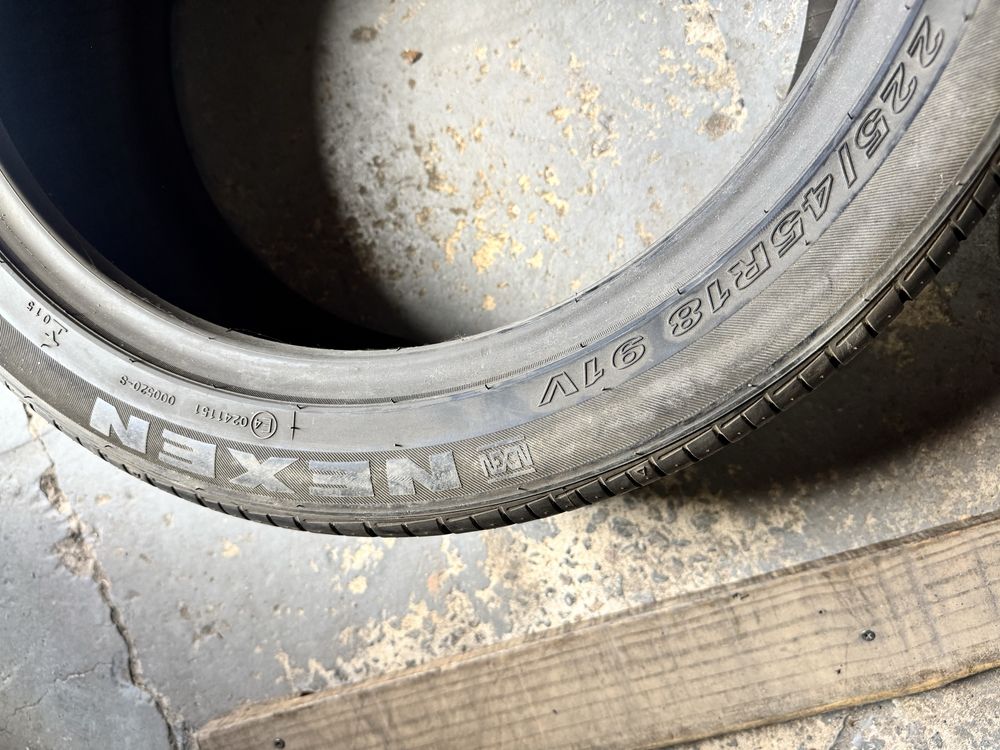 18 225/45 шини вживані Nexen ClassePremiere CP643a