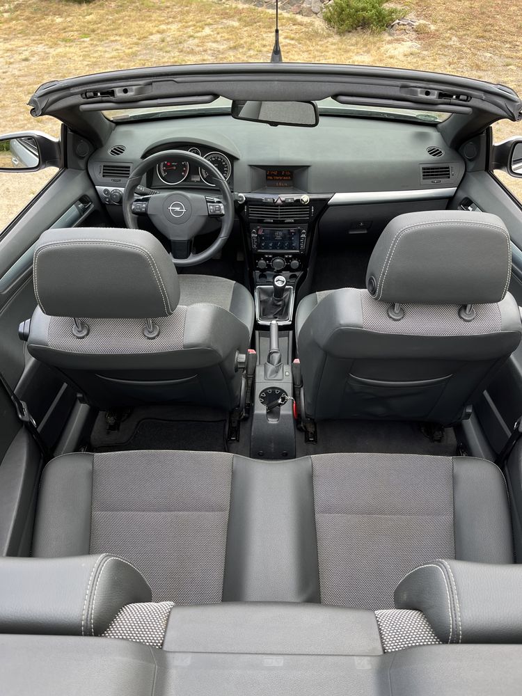 Opel Astra TwinTop 1.8 140km KeylessGo Multifunkcja Radio 2DIN