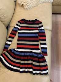 Продам теплое вязаное платье на девочку