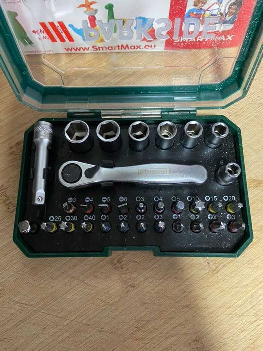 Caixa de Ferramentas Parkside