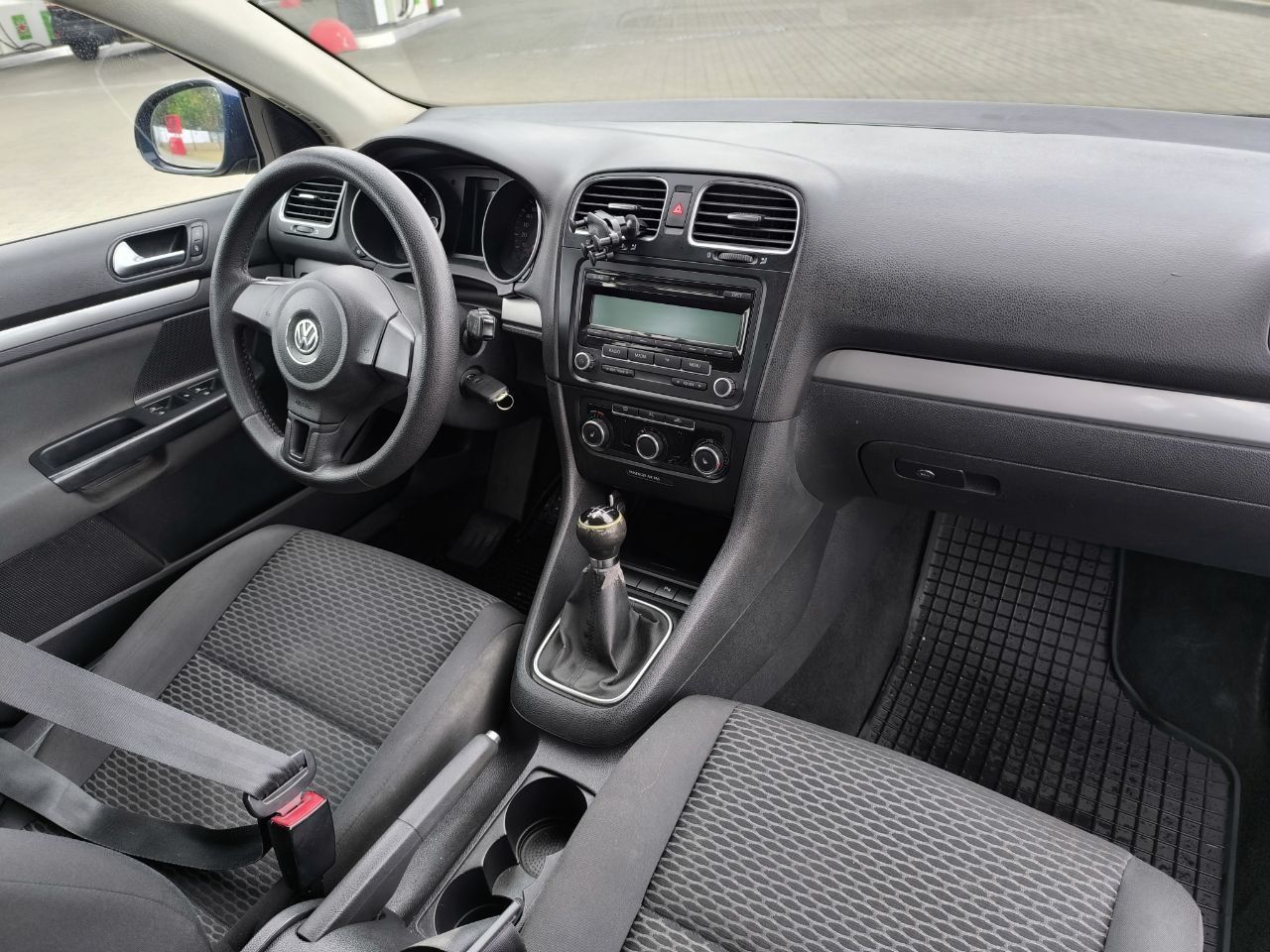 Volkswagen Golf 6 2010рік 1,6 дизель для військових