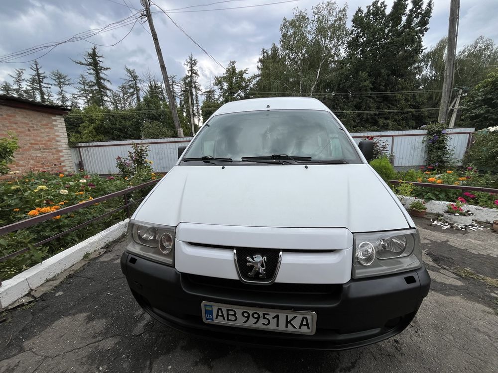 Продам Пежо Есперт 2005
