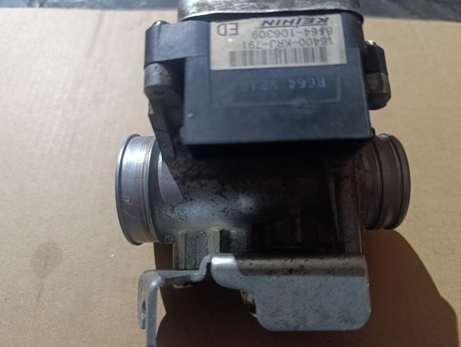 Przepustnica HONDA S-WING 125

 

 


- MODEL: S-WING SWING