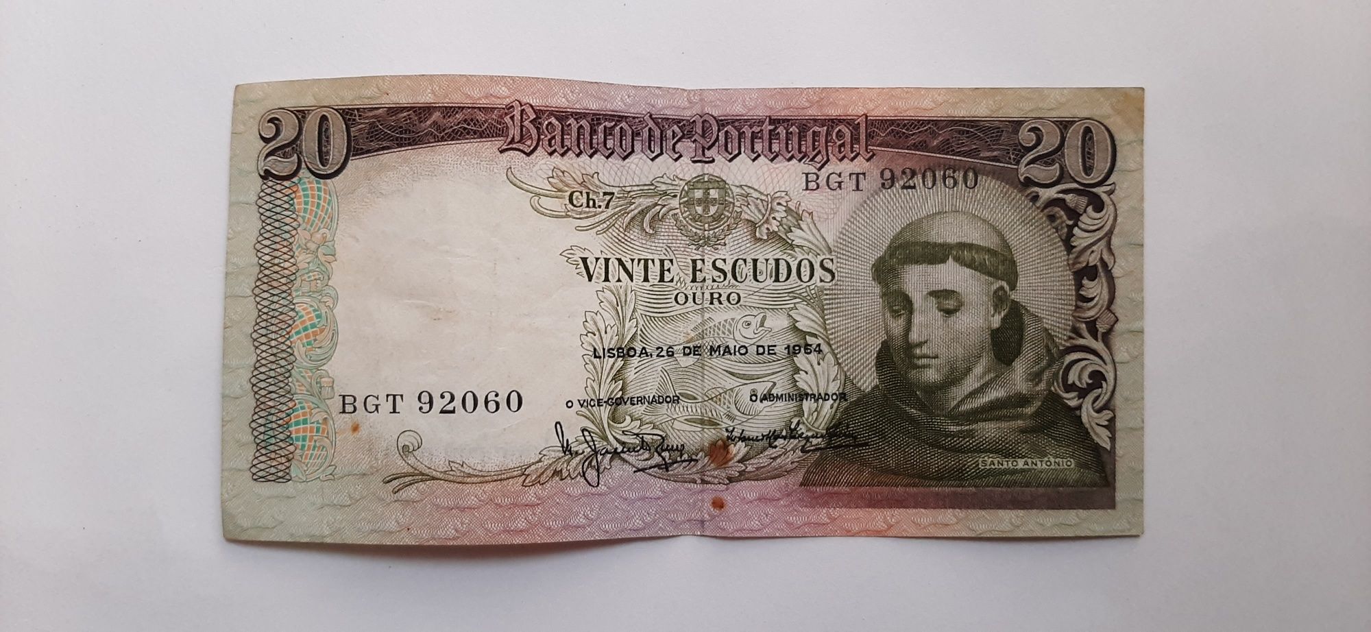 5 notas de Escudo