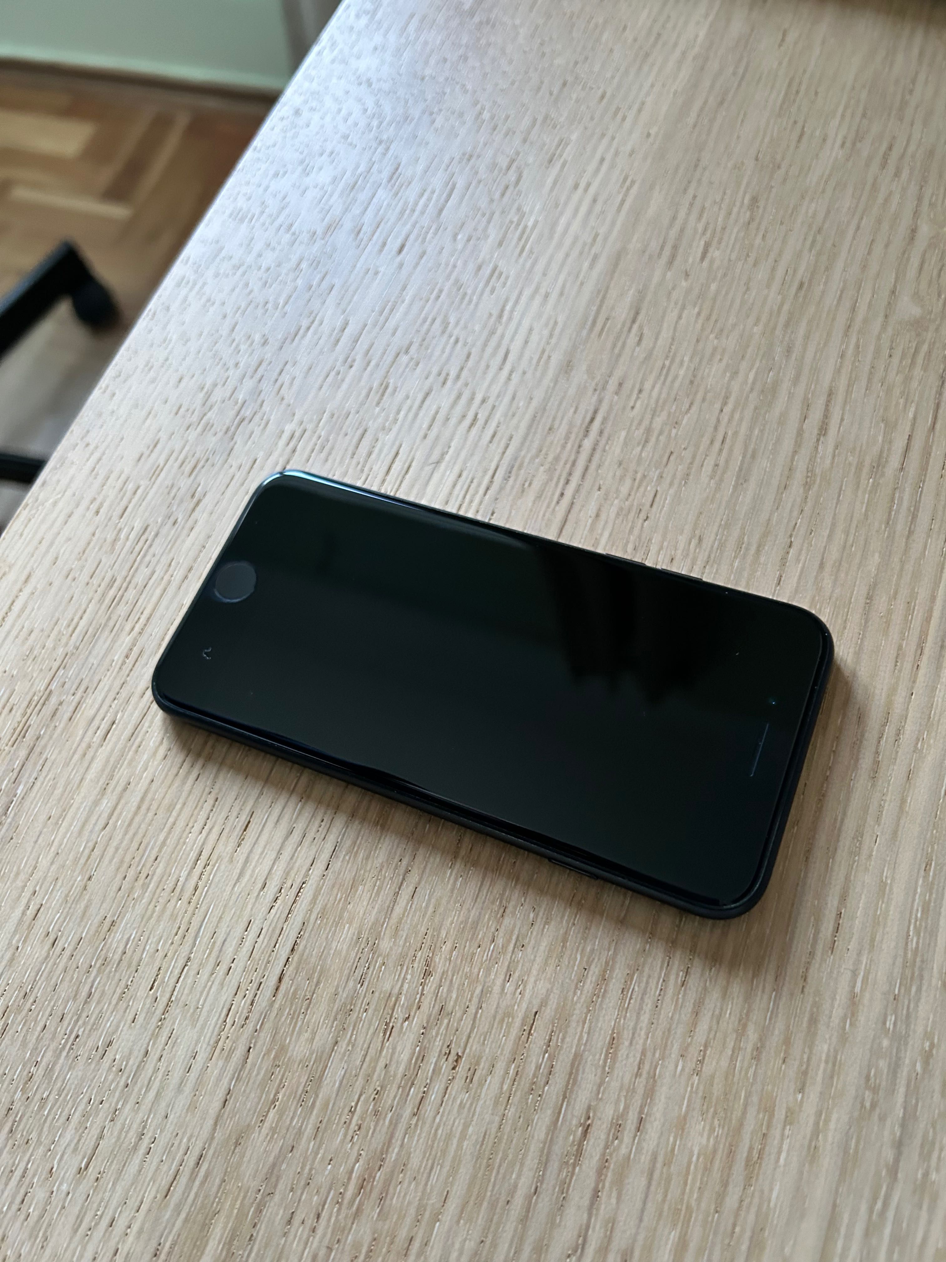 Vendo IPhone SE 2020