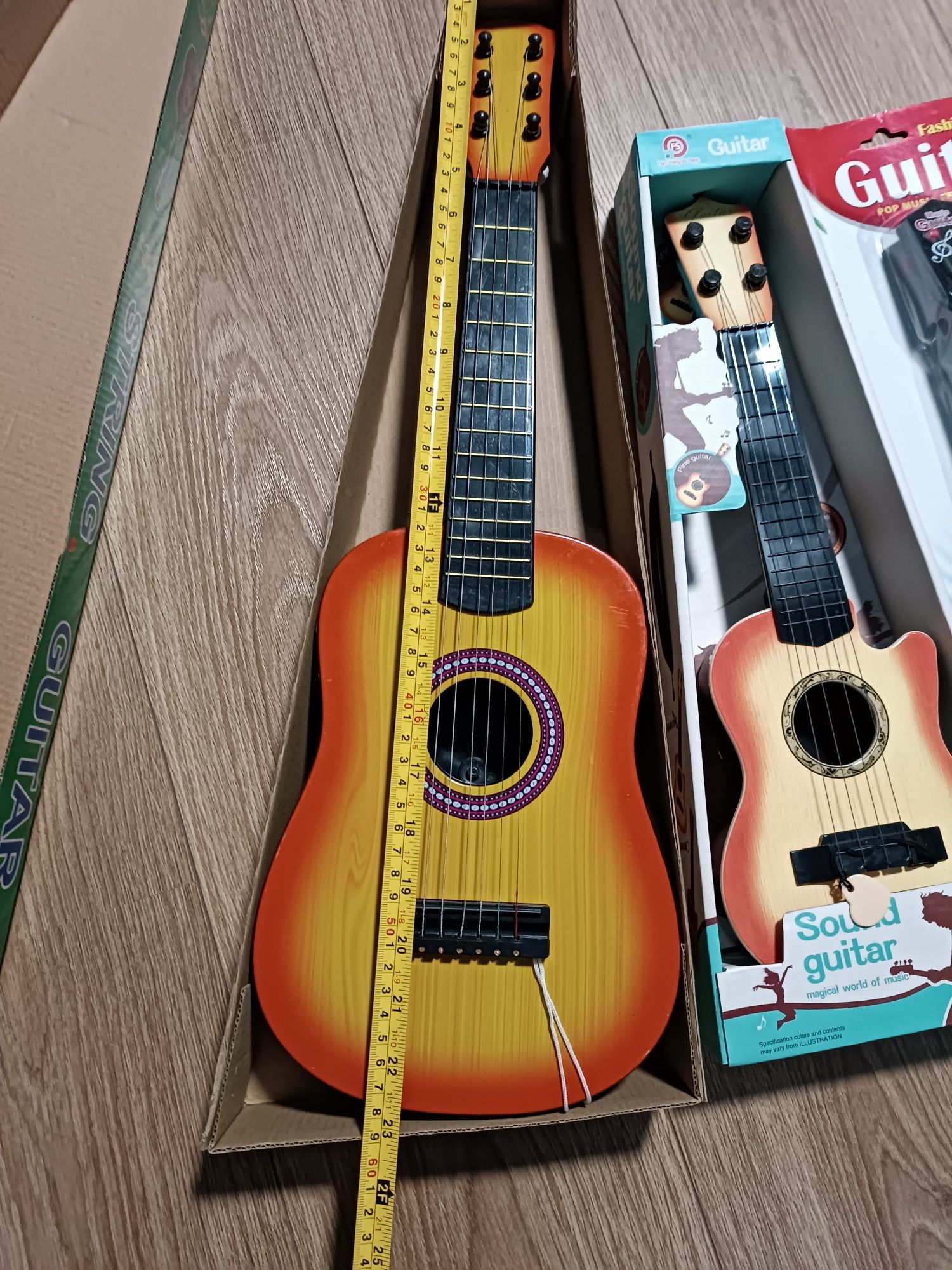 Гитара детская пластиковая новая
