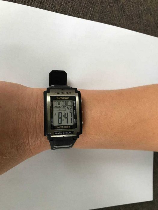 SYNOKE Чоловічі спортивні електронні годинники водонепроникні 50M