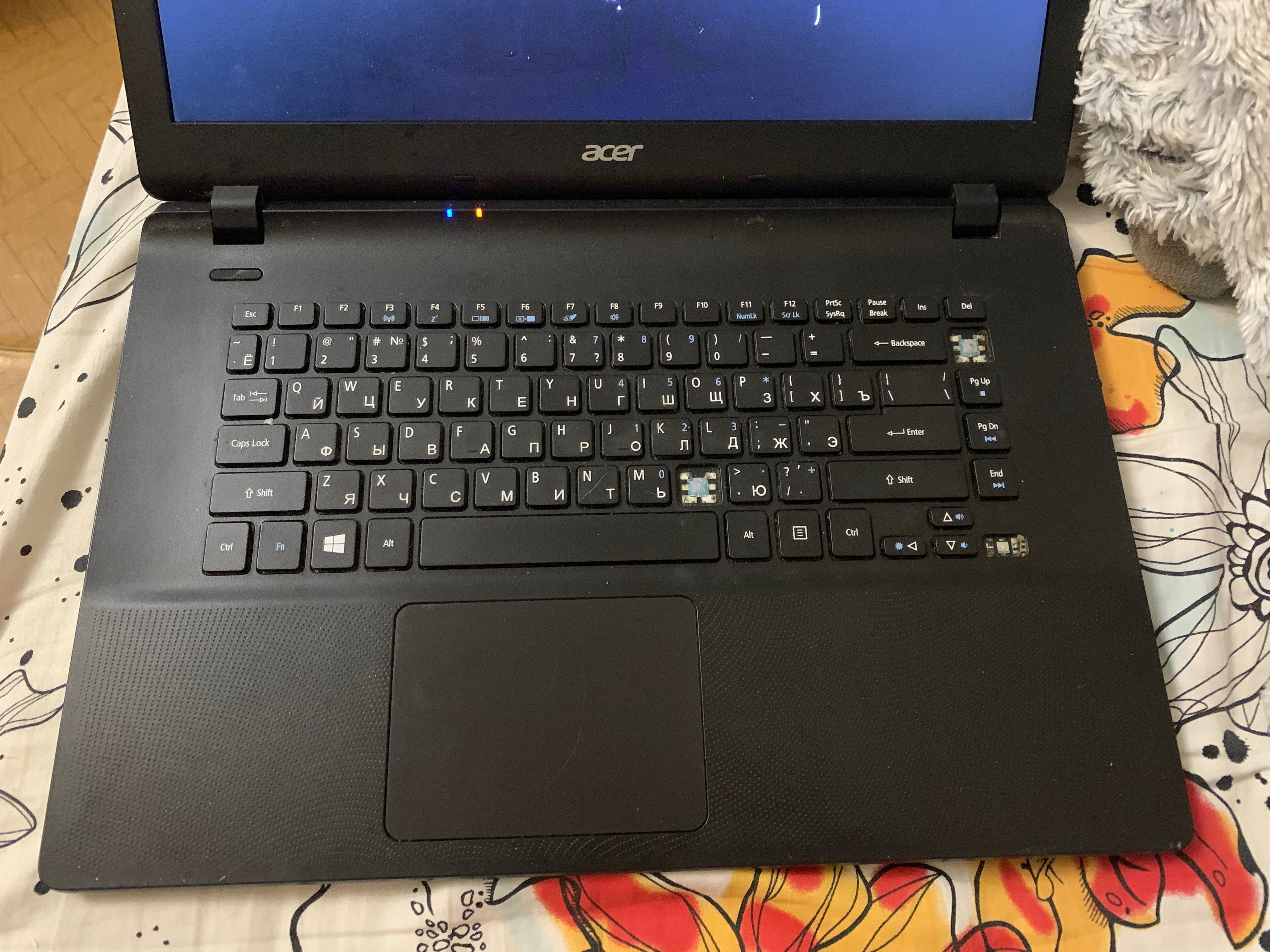 Acer ES1-522 3gb/500gb Radeon R2 Chrome OS