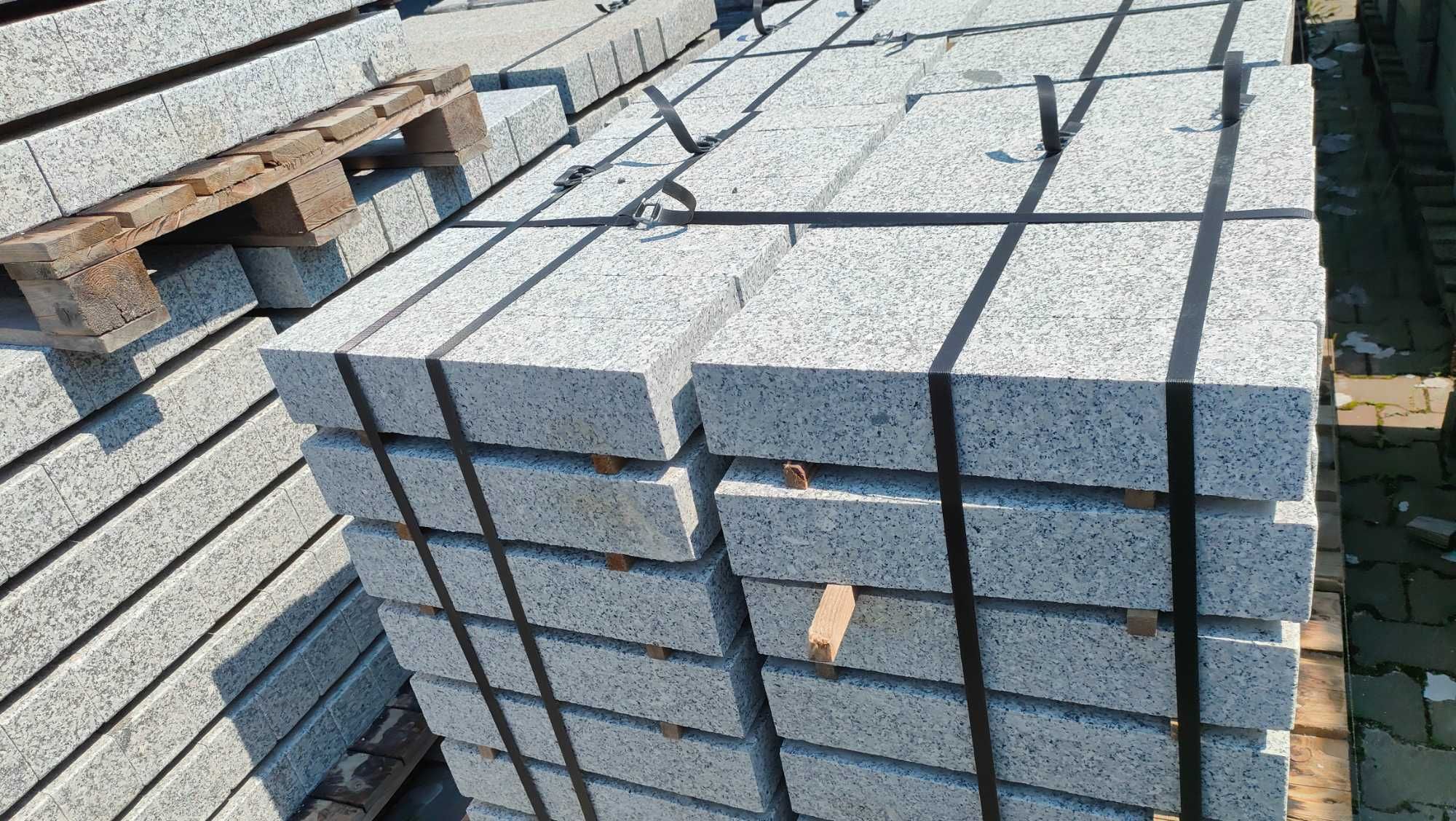 Stopień granitowy czarny granit schody stopnie schodowe kostka obrzeża