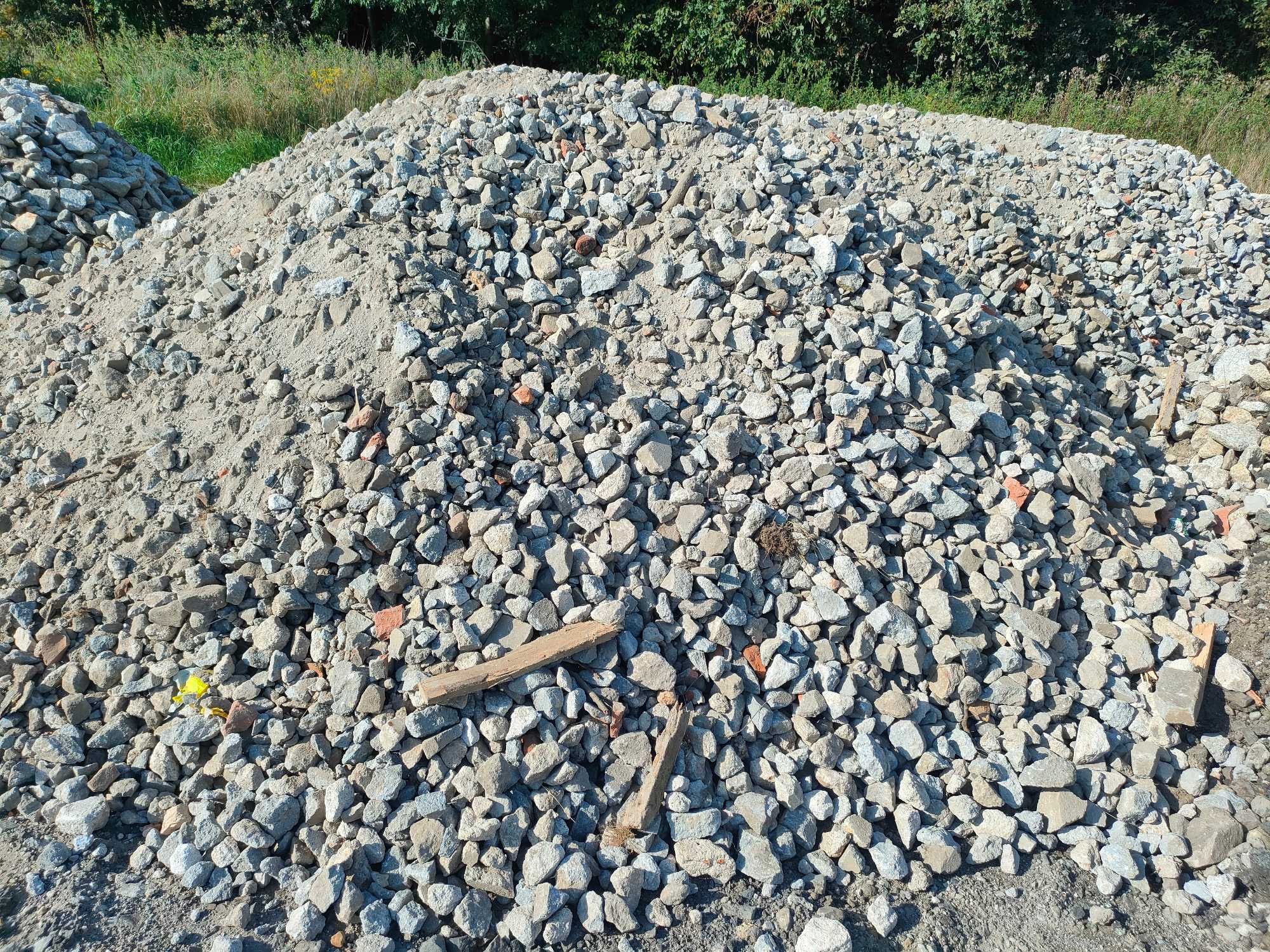 sprzedaż i transport kruszyw roboty ziemne wykopy