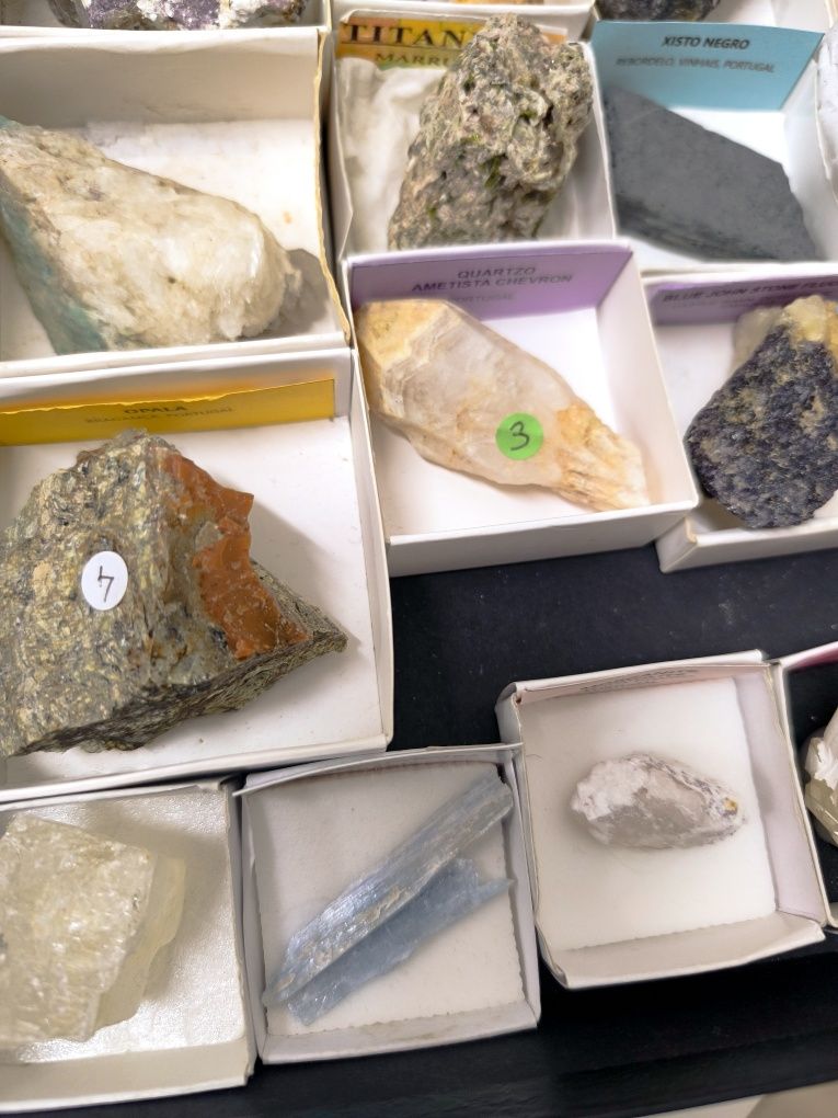 Conjunto de minerais