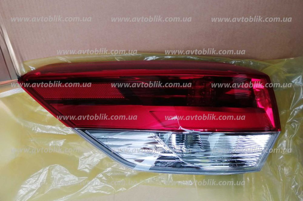 Задний фонарь Toyota Cruiser, Prado, Hilux, Highlander, Rav4, Sienna