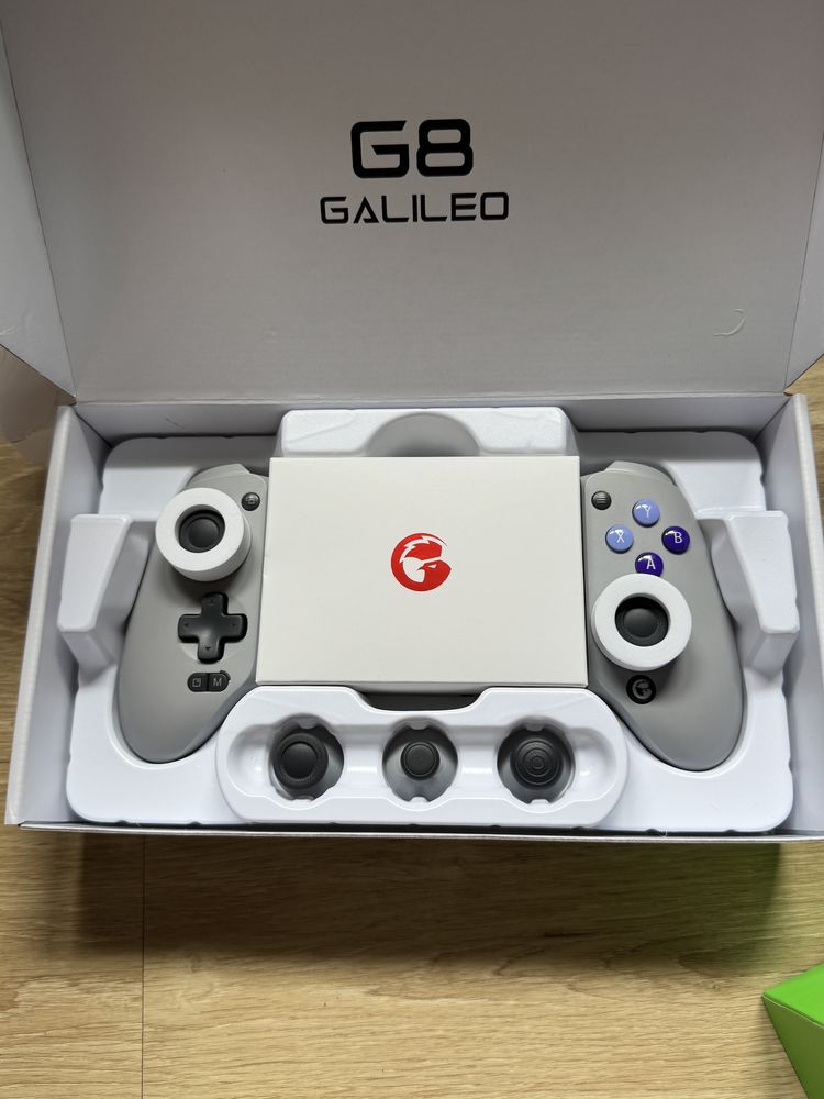 Razer Edge & Gamesir G8
