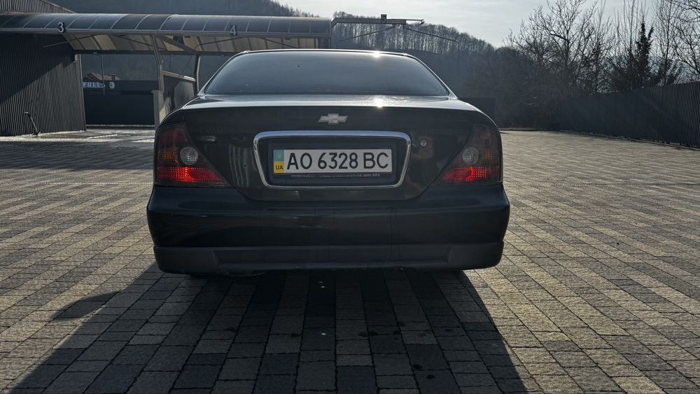 Chevrolet Evanda 2005 2.0 бензин