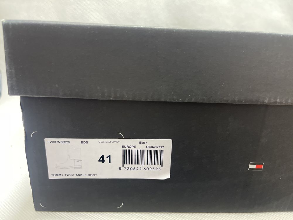 Nowe skórzane botki Tommy Hilfiger r 41 model Twist Ankle boots