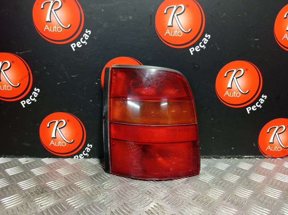 Farolim Stop Esq Nissan Micra Ii (K11)