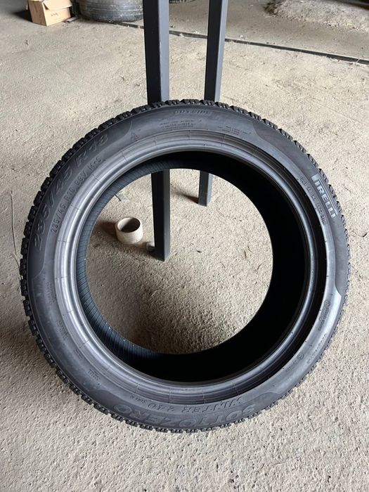Шини 235/45 r18 Pirelli Sottozero 240 2021рік 4шт зима (1365)