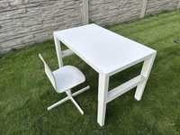 Stolik biurko  dla dziecka Ikea wraz z krzeselkiem.