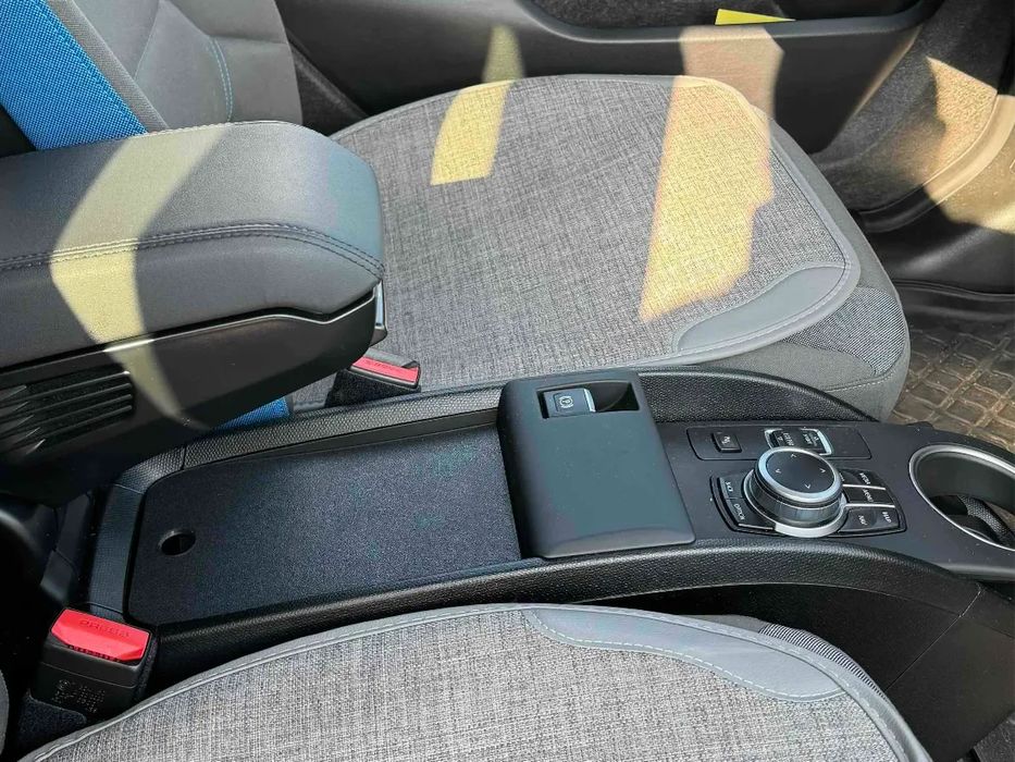 Capa para Compartimento do Apoio de Braço BMW i3/i3s