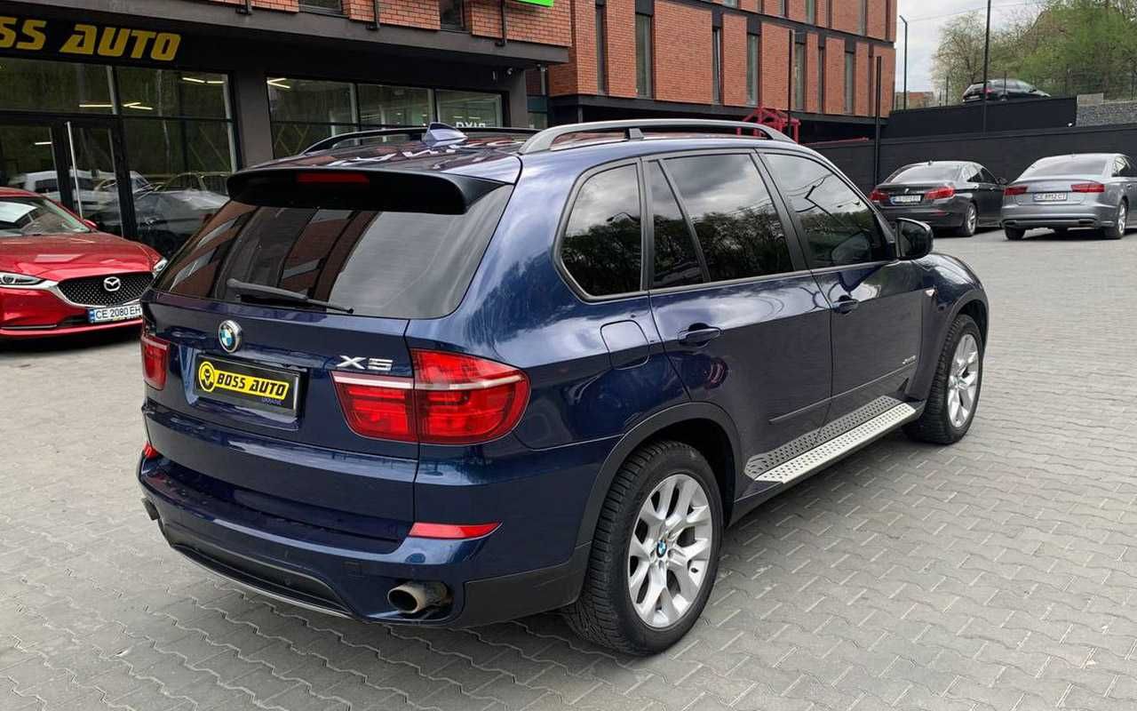 BMW X5 2011 року