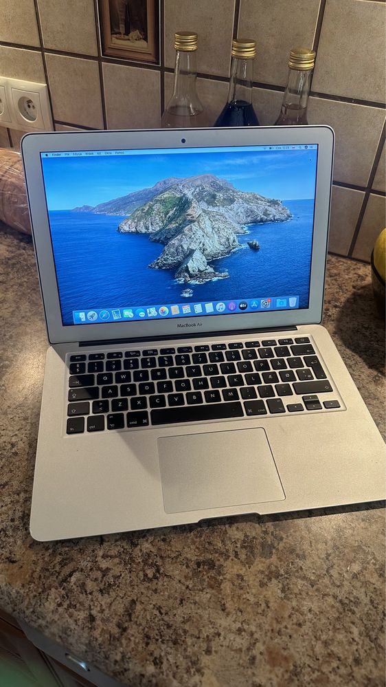 Laptop Apple MacBook - super stan - 100% sprawny