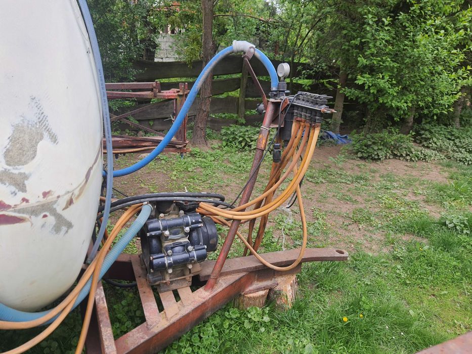 Opryskiwacz 2000l