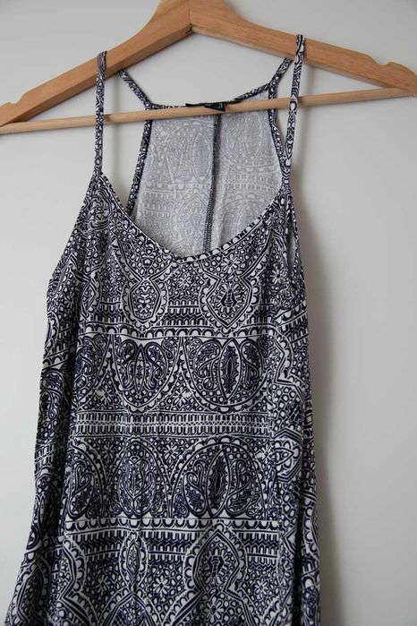 Sukienka długa boho biała granatowa letnia zwiewna