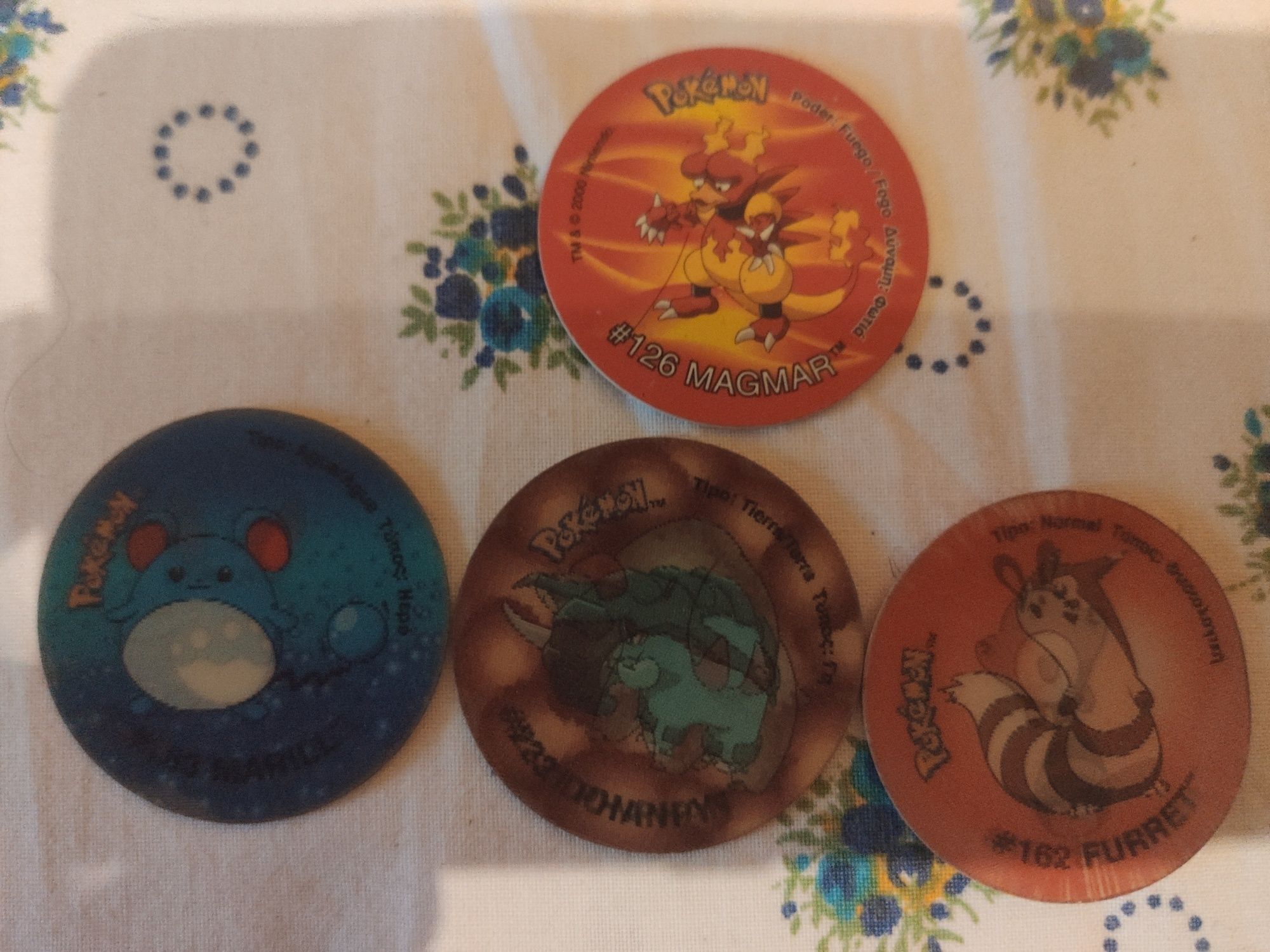 Tazos Pokémon e porta tazos