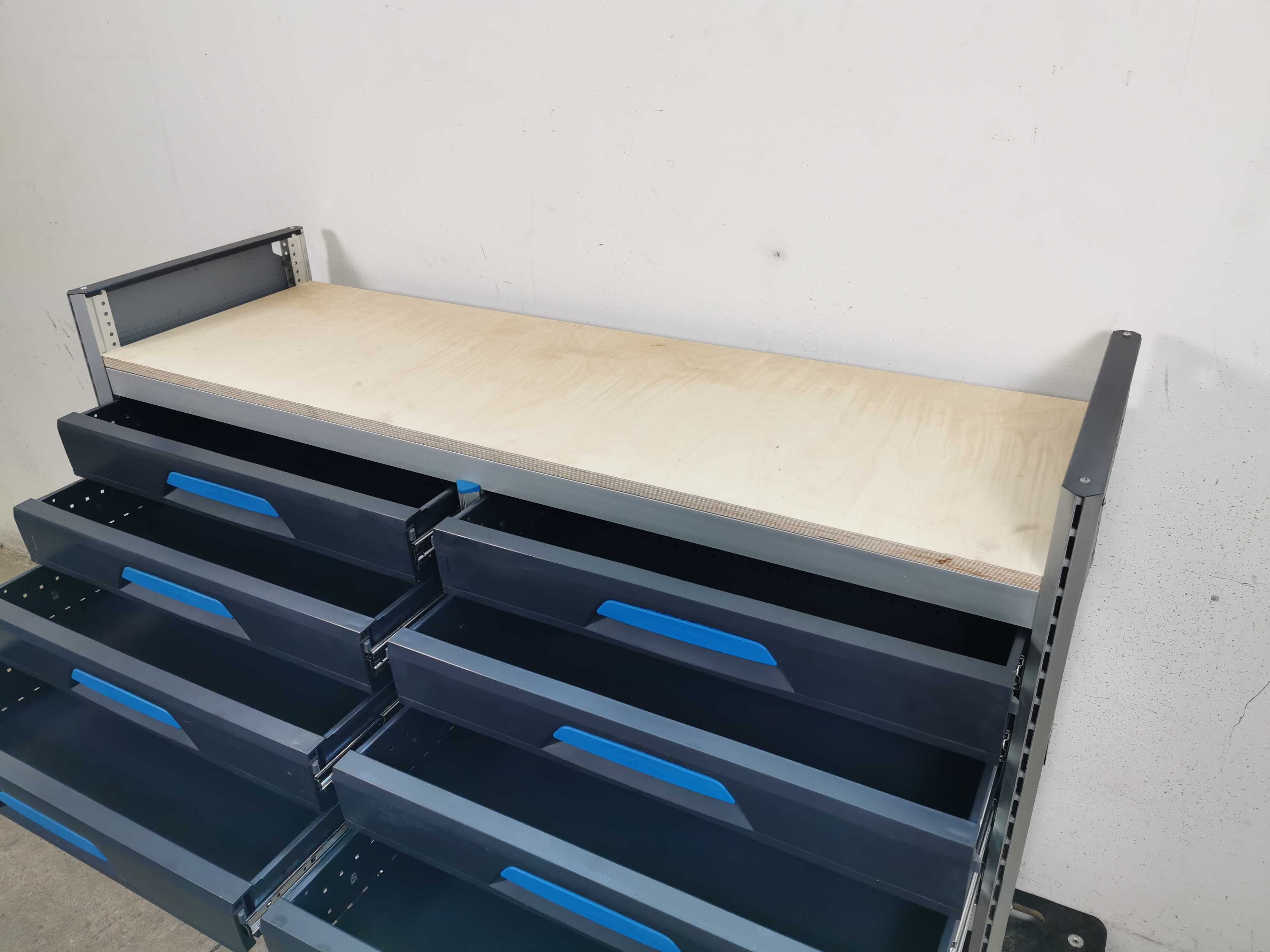 Zabudowa serwisowa warsztatowa CRAFTER SPRINTER TRANSIT MAN TGE IVECO
