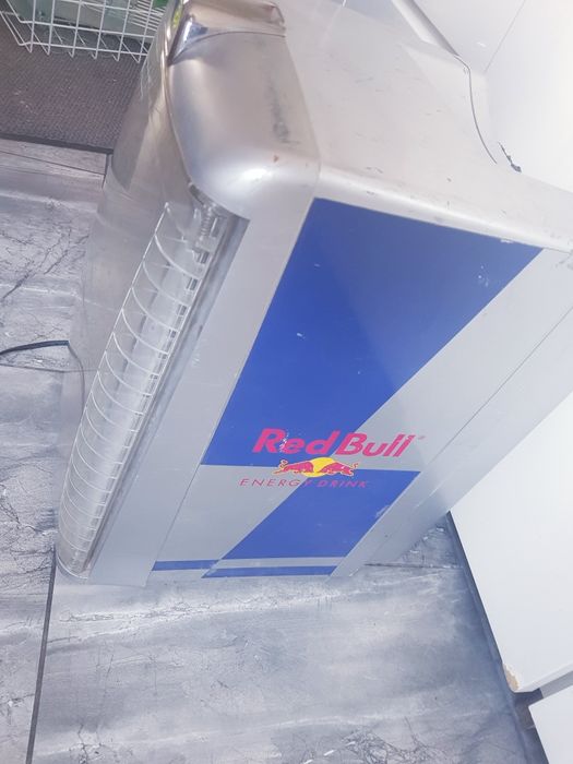 Lodówka chłodziarka wolnostojąca Red Bull