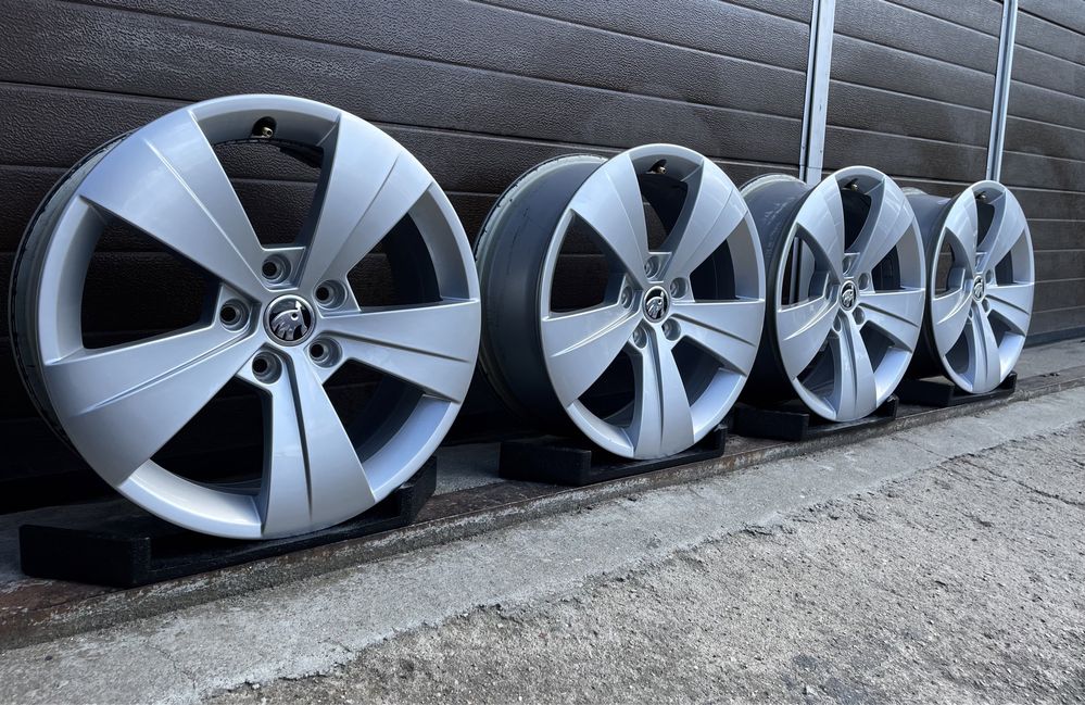 4x felgi aluminiowe 5x112 r17 et41 6,5J Alufelgi Oryginalne Skoda 17”